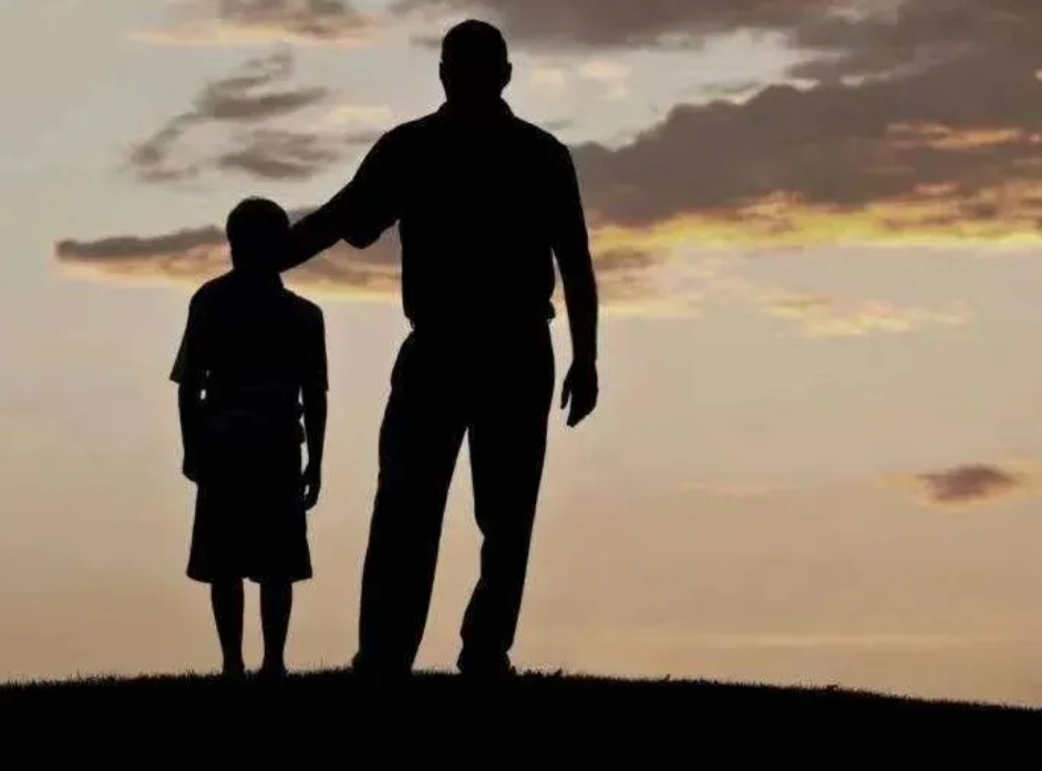 “父爱是沉默的，如果你感觉到了，那就不是父爱了。”